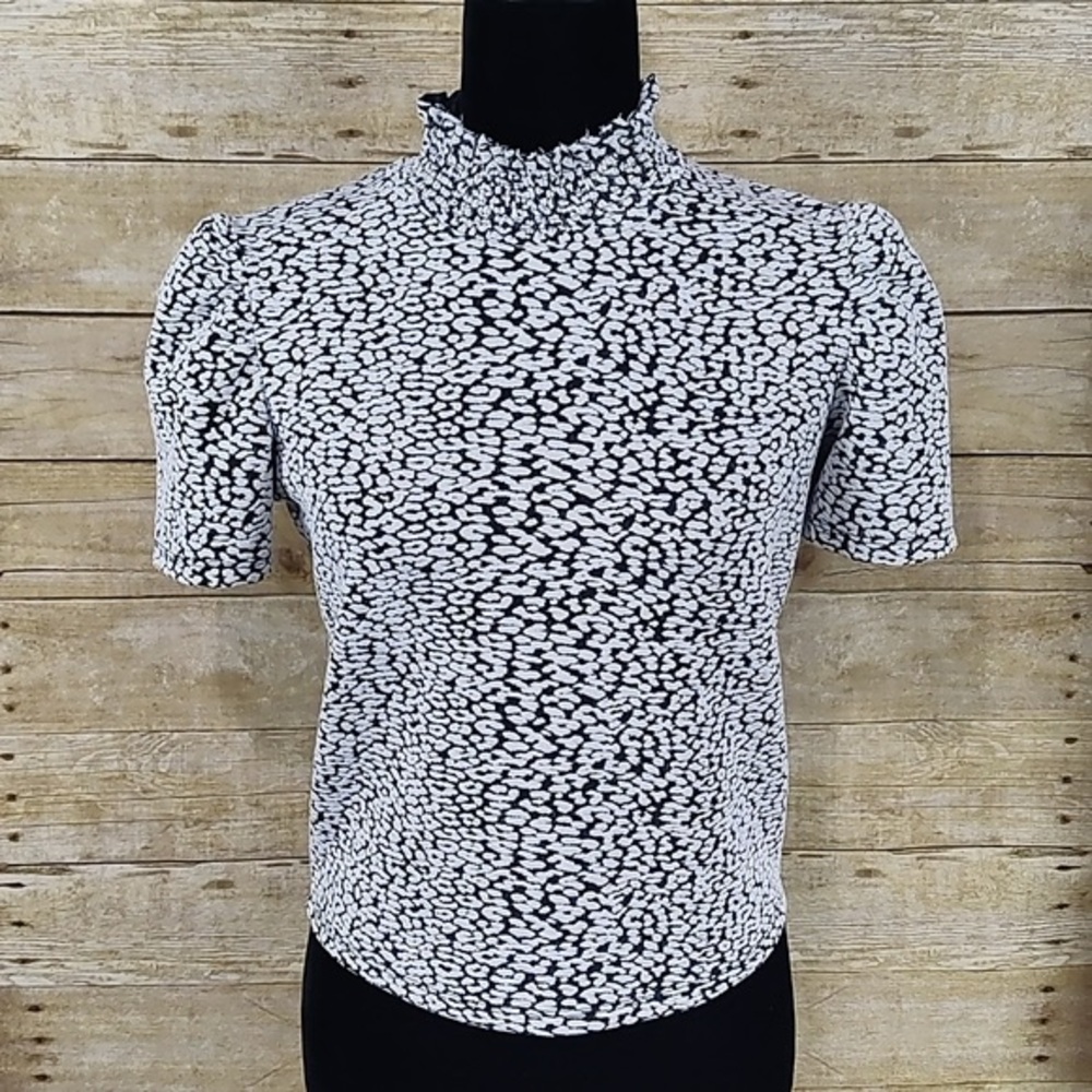 Zara 16” PTP Leopard Pattern Puff Sleeve Cropped Top, Size Medium, Black & White
